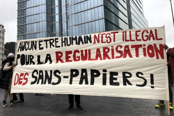 Situation des sans papiers : où est le respect des droits fondamentaux ?
